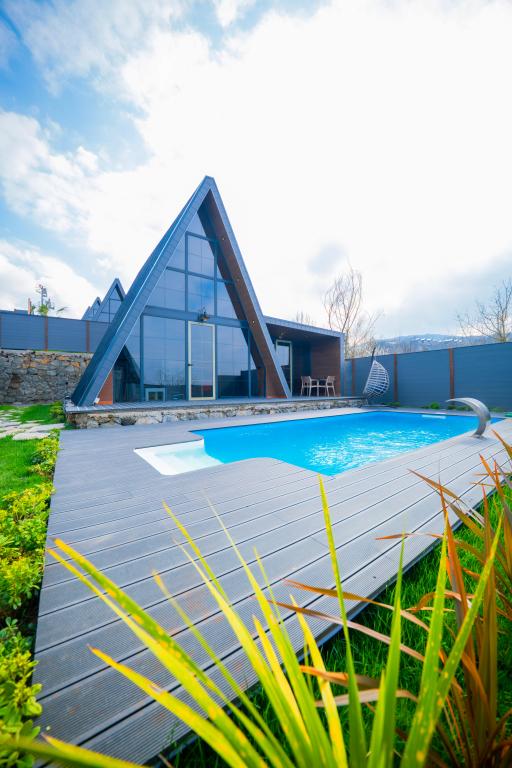 SİNCE BUNGALOV