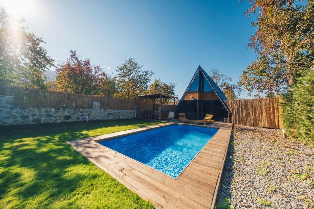 SENSE BUNGALOV